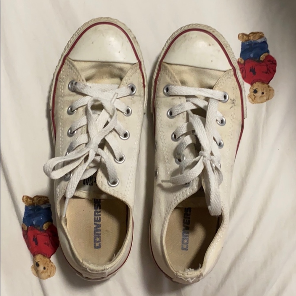 White low top converse